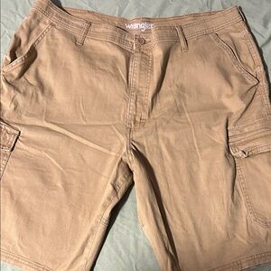 Wrangler Men's Light Brown Cargo Shorts